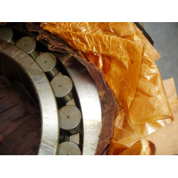 23184-KM C3 SKF CUSCINETTO ORIENTABILE A RULLI SENZA SCANALATURA W33